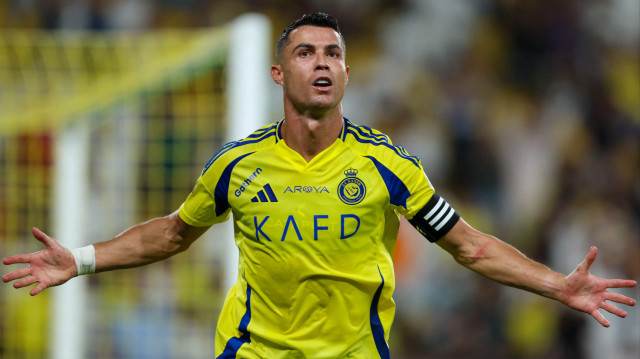 Cristiano Ronaldo'nun Transfermarkt'taki güncel piyasa değeri 12 milyon euro.