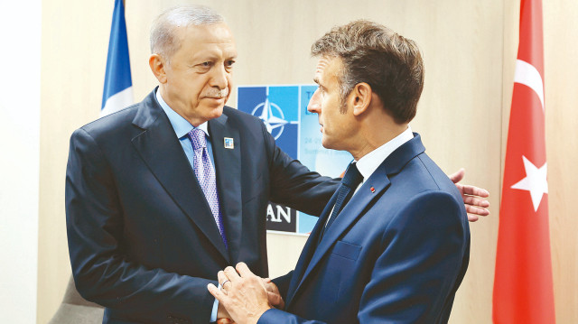 Erdoğan, Fransa Cumhurbaşkanı Macron ile bir araya geldi.