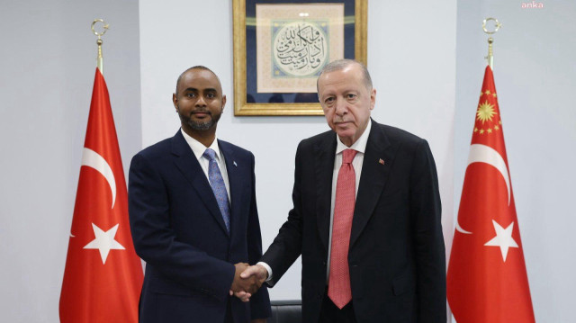أردوغان يستقبل وزير الموانئ والنقل البحري الصومالي