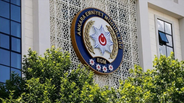 "1 Temmuz 2025'ten sonra üretilen, azami yüklü ağırlığı 750 kilograma kadar olan O1 sınıfı römorklar, noterde tescil edilip plaka alınması halinde trafiğe çıkarılabilecek"