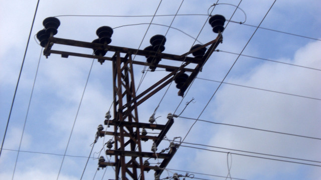 İzmir'de 20 ilçede elektrik kesintisi bekleniyor