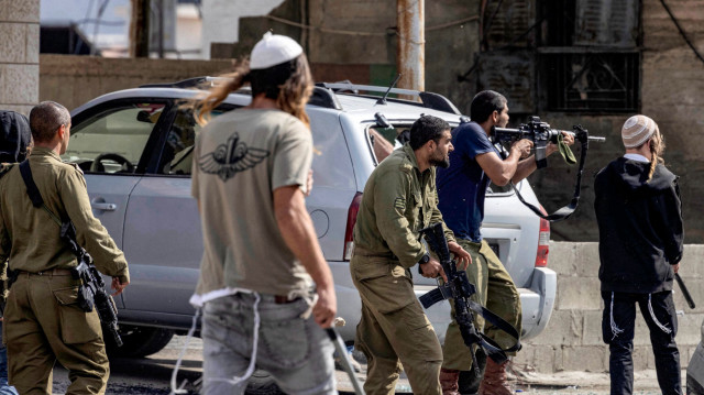 بينهم سيدة.. إصابة 4 فلسطينيين في اعتداء مستوطنين بالضفة