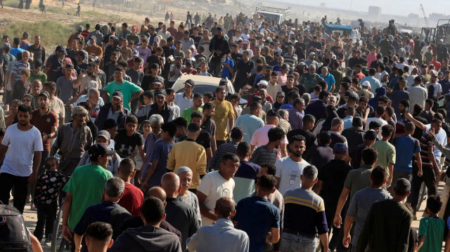 مجزرة جديدة.. الاحتلال يقتل 27 فلسطينيا بمركز "مساعدات" جنوب غزة