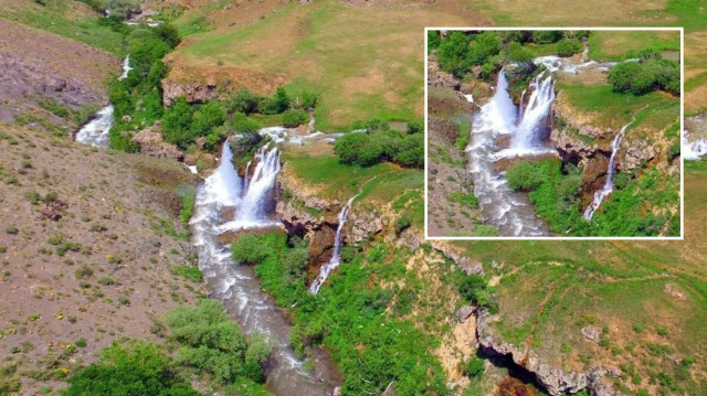 Konarlı Şelalesi'nin kaynak suyu 500 metre uzaklıktan çıkarak, yaklaşık 30 metre yükseklikten yine Konarlı Deresi'ne dökülüyor.