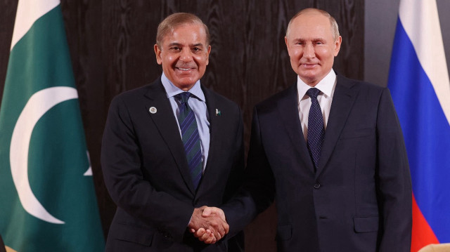 Премьер Пакистана просит помощи у Путина в урегулировании конфликта с Индией.