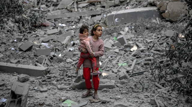 أطفال غزة: لا مكان لفرحة العيد وسط الخوف والجوع والدم