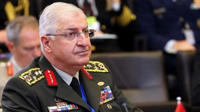 Bakan Güler 'Suriye'deki Türk askeri dönecek mi?' sorusuna cevap verdi.