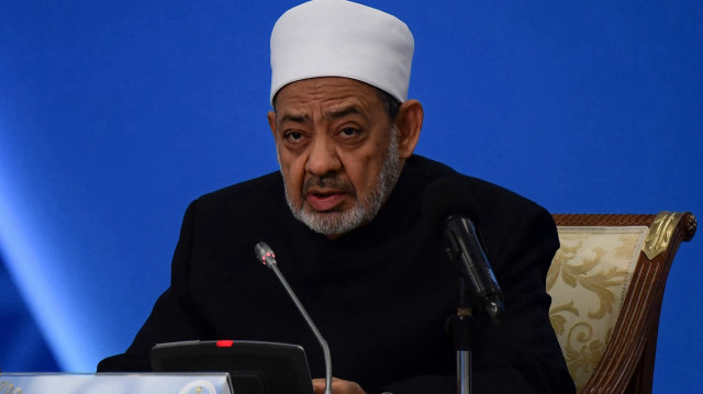 شيخ الأزهر يجدد الدعوة لوقف فوري لعدوان إسرائيل على غزة