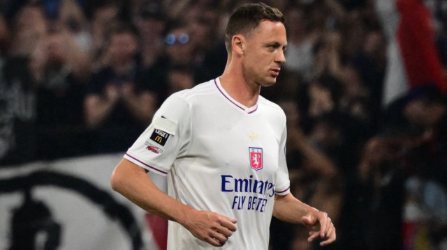 Le milieu de terrain serbe de Lyon, Nemanja Matic, lors du match de Ligue 1 entre Lyon et Angers au stade Groupama à Décines-Charpieu, le 17 mai 2025.