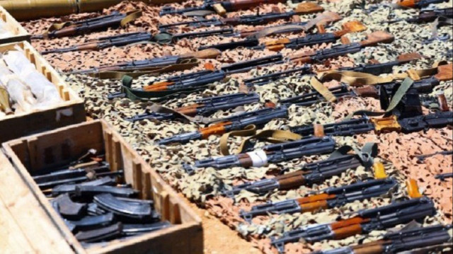 سوريا.. إحباط عملية تهريب أسلحة وذخائر إلى لبنان