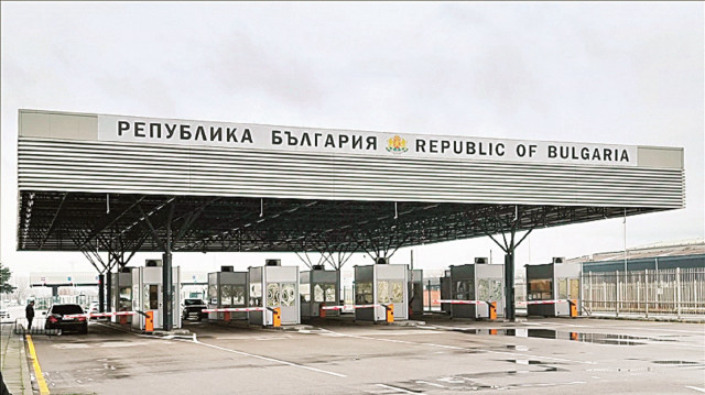 Uludağ Yaş Meyve Sebze İhracatçıları Birliği Başkanı Semih Yazgan, Bulgaristan’ı ihraç ürünlerde "analiz etiketi" adı altında fırsatçılık yaptığın söyledi.