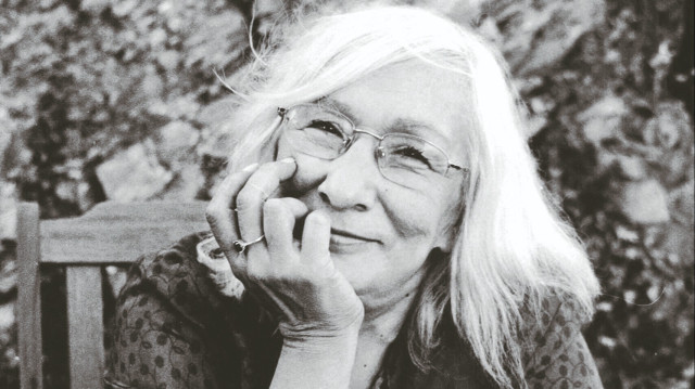 Alev Alatlı.