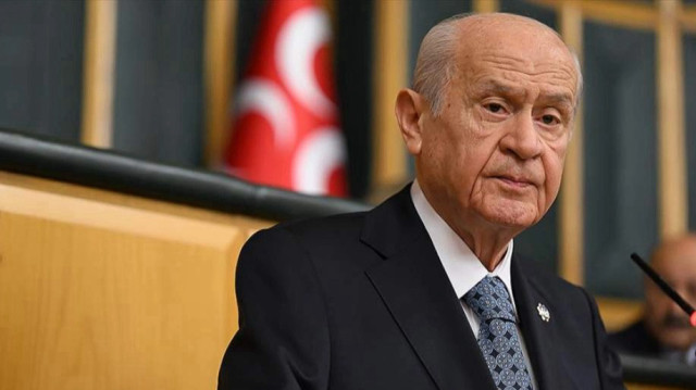 Devlet Bahçeli'den Özgür Özel'e 'geçmiş olsun' telefonu