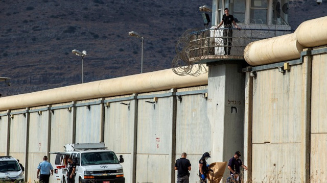 قوات الاحتلال تفرج عن 12 أسيرا فلسطينيا من غزة بعد شهور من التعذيب والتجويع