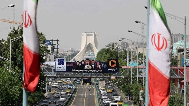 برلماني إيراني: إرسال أسلحة غربية لإسرائيل قد يمهد لهجوم جديد