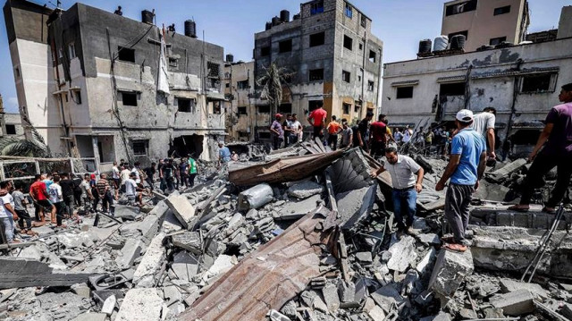 تراجع عدد الفلسطينيين في غزة 10 بالمئة حتى منتصف 2025