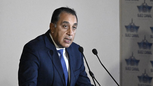 Le Premier ministre égyptien Mostafa Madbouly s'exprime lors d'une cérémonie au canal de Suez, près d'Ismaïlia, le 16 avril 2025.
