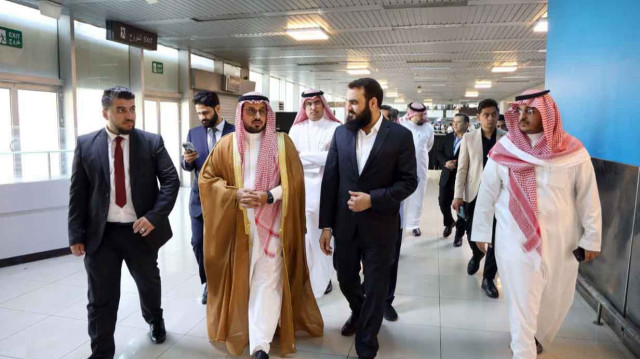 سوريا.. وفد سعودي يزور مطار دمشق لبحث مجالات التعاون والاستثمار