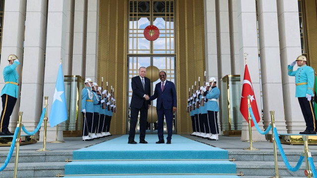 الرئيس أردوغان يستقبل نظيره الصومالي
