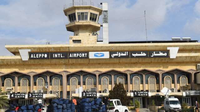 سوريا.. انفجار بمقر عسكري قرب مطار حلب الدولي