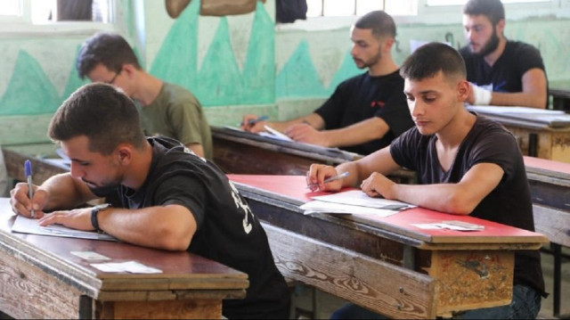 سوريا.. 344 ألف طالب يبدأون امتحانات الثانوية العامة