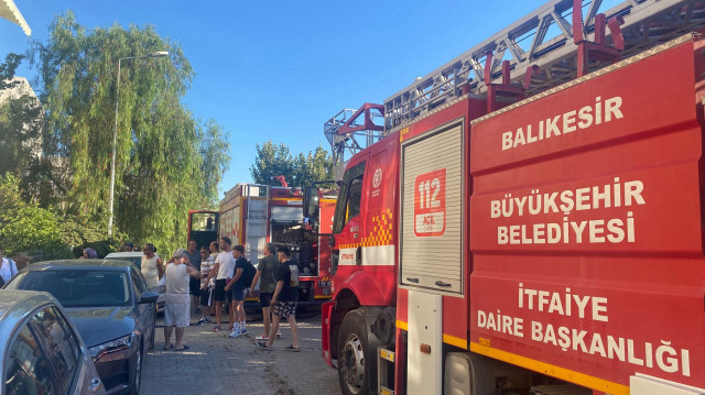 Yangının çıkış nedeni henüz belirlenemedi.