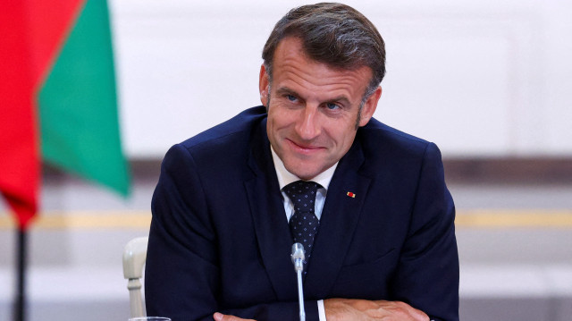 Le président français Emmanuel Macron participe à une réunion avec les élus de Nouvelle-Calédonie et les représentants de l'État au palais de l'Élysée, à Paris, le 12 juillet 2025.