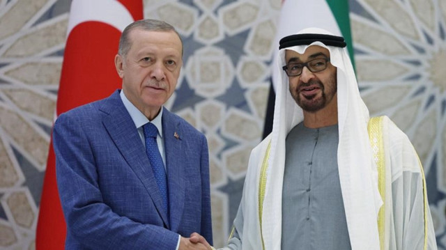 الرئيس أردوغان يتصل هاتفيا بنظيره الإماراتي