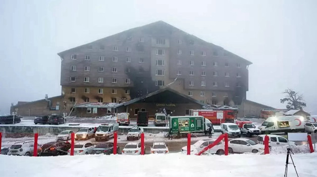 Свидетельские показания проливают свет на катастрофу в Grand Kartal Otel.