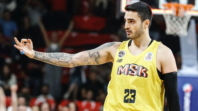 Canberk Kuş son olarak Mersin Spor'da oynadı.