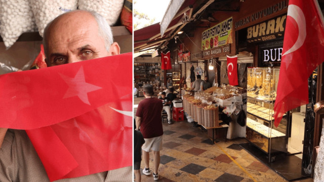 Şanlıurfa'da esnaf Türk bayraklarını dükkanlarına astı.