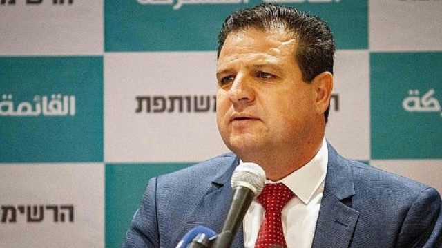 الكنيست الإسرائيلي يفشل في إقصاء النائب العربي أيمن عودة
