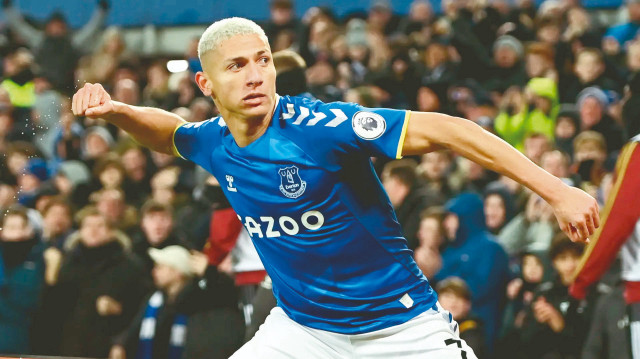 Richarlison ile Galatasaray'ın yanı sıra Suudi Arabistan kulüpleri ilgileniyor.
