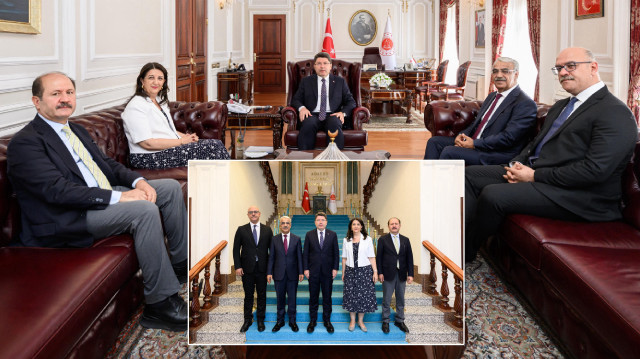 DEM heyeti Adalet Bakanı ile görüştü.
