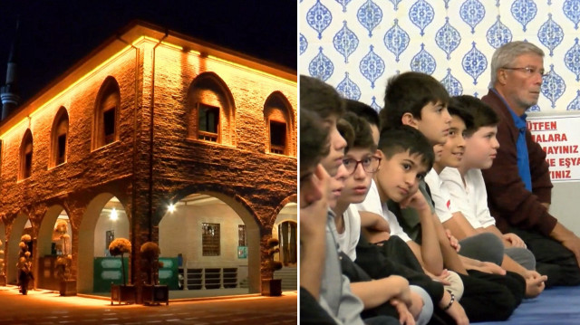 15 Temmuz şehitlerinin anıldığı programa çocuklar da yoğun ilgi gösterdi.