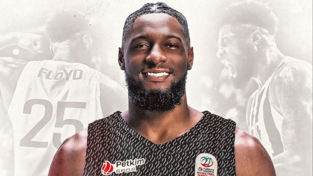 Floyd daha önce de Türkiye'de forma giymişti. 
