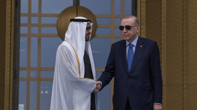 الرئيس أردوغان يستقبل نظيره الإماراتي في أنقرة