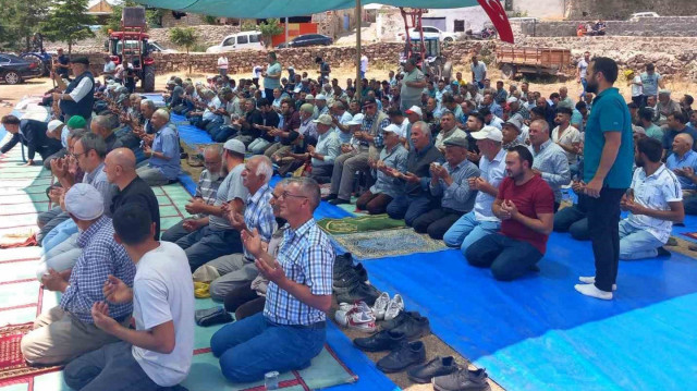 Yağmur duası yapıldı. 