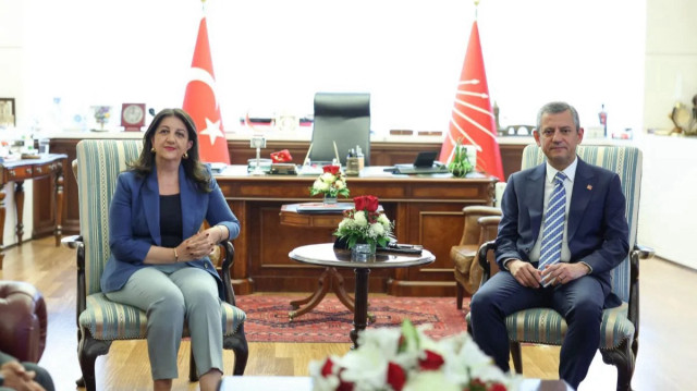 Pervin Buldan - Özgür Özel.