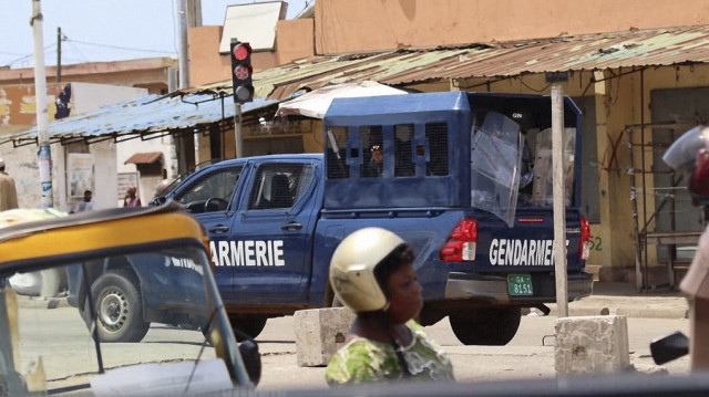 Des membres de la gendarmerie togolaise sont aperçus en action à Lomé le 6 juin 2025. Des gendarmes et des policiers ont été déployés en force dans plusieurs endroits de la capitale togolaise, Lomé, vendredi, après avoir dispersé plus tôt dans la journée des manifestants antigouvernementaux.
