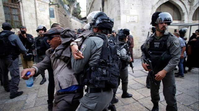 الضفة.. الاحتلال الإسرائيلي يعتقل عددا من الفلسطينيين بينهم مصاب