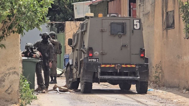 İsrailliler, Tubas kentine baskın düzenleyerek bir Filistinliyi yaraladı