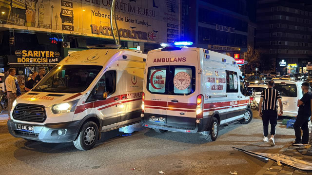 Yaralılar ambulansla Darıca Farabi Eğitim ve Araştırma Hastanesi'ne kaldırıldı.