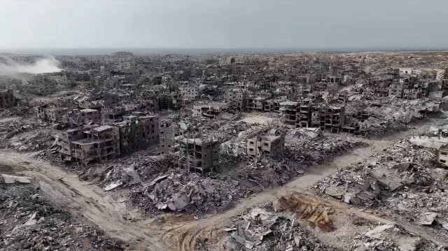 Израиль сносит целые города в Газе | Фото: BBC