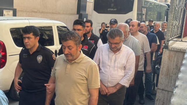 Fetullahçı Terör Örgütü'nün (FETÖ) güncel yapılanmasına yönelik İstanbul merkezli 15 ilde düzenlenen operasyonda gözaltına alınan 51 şüpheli adliyede.