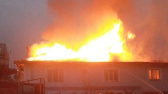 Yangın 1 saatlik müdahaleyle kontrol altına alındı. (Foto: Arşiv)