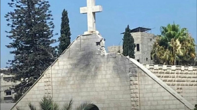 بطاركة القدس: اعتداء الاحتلال على كنيسة العائلة المقدسة بغزة عمل إجرامي