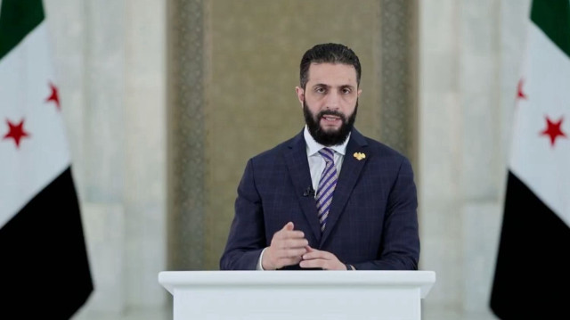 الشرع يدعو عشائر ودروز السويداء لالتزام وقف النار ويرفض مشاريع الانفصال