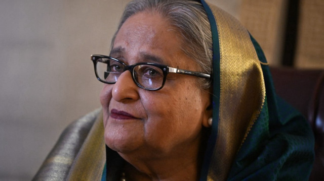 Le premier ministre du Bangladesh, Sheikh Hasina, s'exprime lors d'une interview dans un hôtel de New York, le 22 septembre 2022.