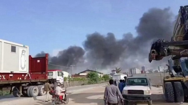 Un hélicoptère de l'Union africaine s'est écrasé à l'aéroport de la capitale somalienne Mogadiscio, le 02 juillet 2025.